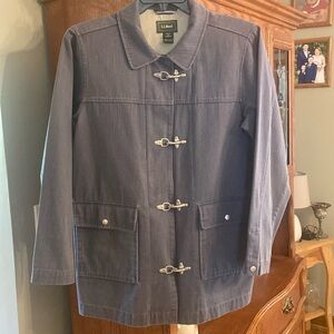 Womens never worn LL Bean denim toggle jacket . Size medium